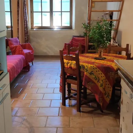 Bed & Breakfast Le Val Leron Valaurie