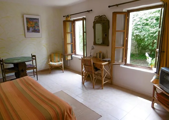 Le Val Léron 3*