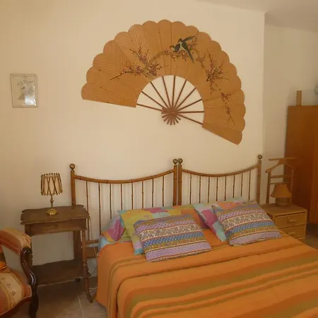 Le Val Leron Bed and Breakfast 3*