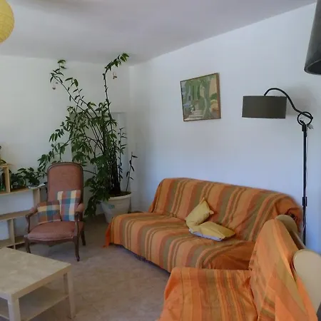 Le Val Leron Bed and Breakfast