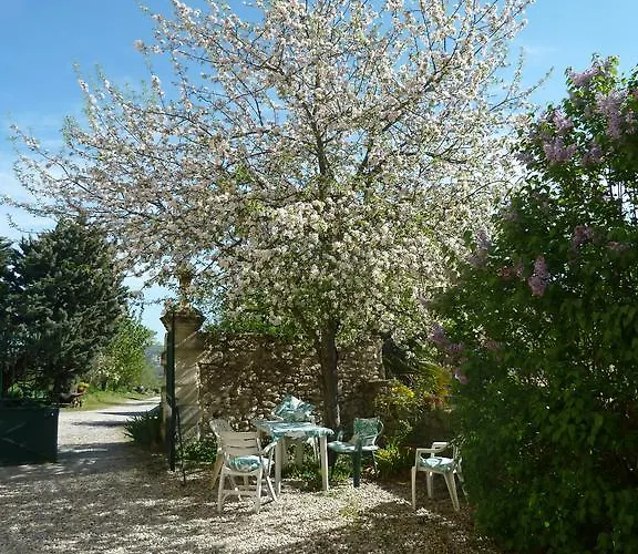 Couette-café Le Val Léron Valaurie